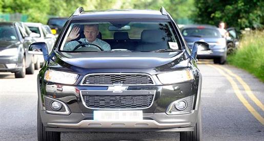 بالفيديو والصور.. مويس يبدأ خلافته لفيرجسون باليونايتد 